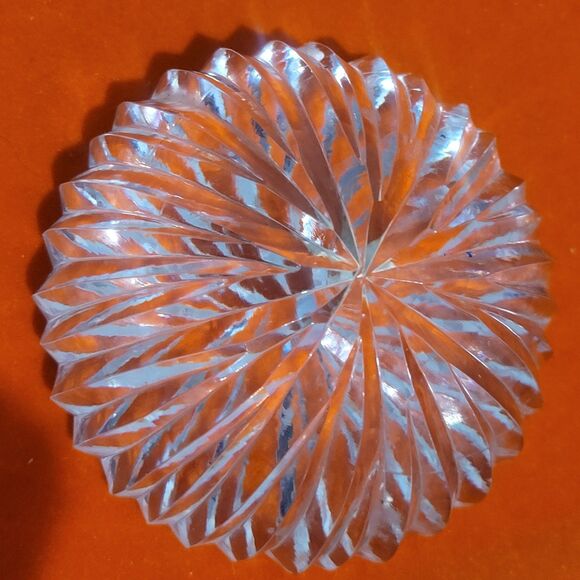 Vintage Sculptured Crystal 30% Lead Made In Ireland Paperweight sparkle cut art - Picture 3 of 11